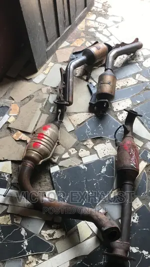 Complete Catalyst Converter Toyota Fj Cruiser