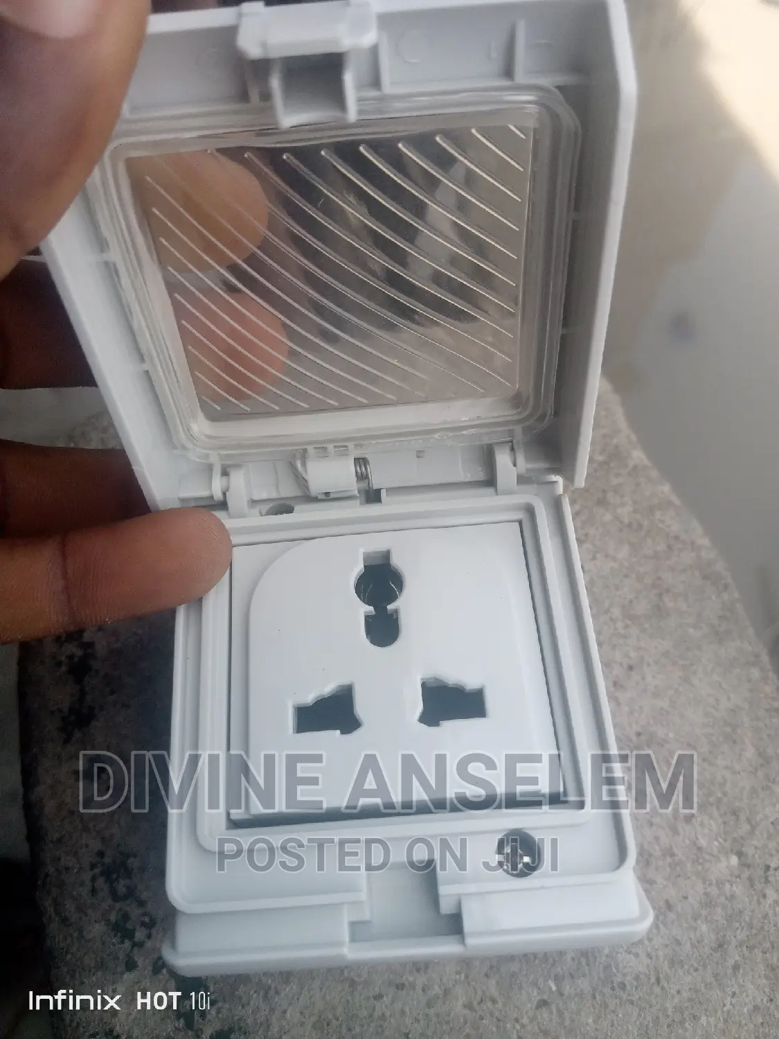 Water Proof Socket Single