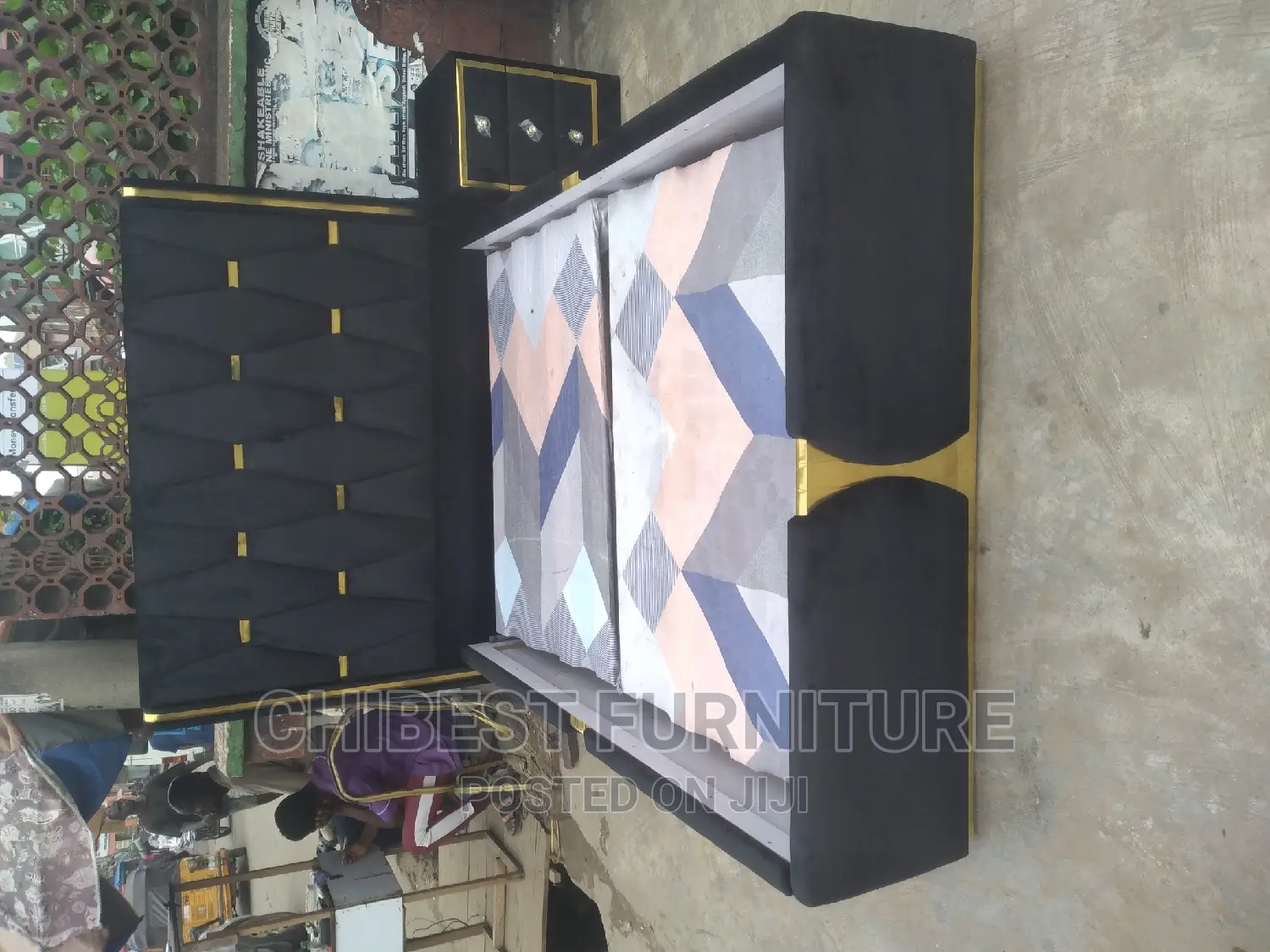 Quality 4.5by6 Upholstery Padded Bed Frame With One Bed Side