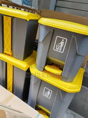 Plastic Pedal Bin