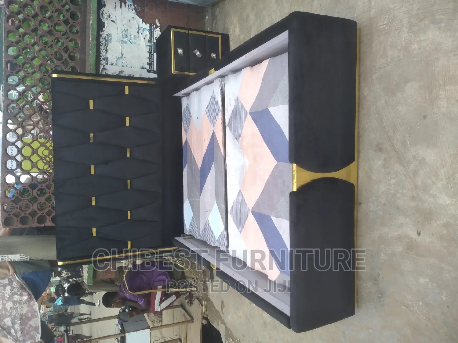 Quality 4.5by6 Upholstery Padded Bed Frame With One Bed Side