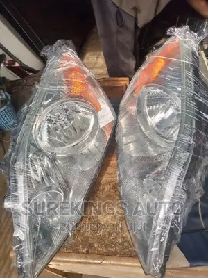 Headlight Honda CR-V 2007-10
