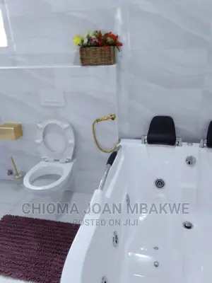 5 Bedroom Duplex With Pool
