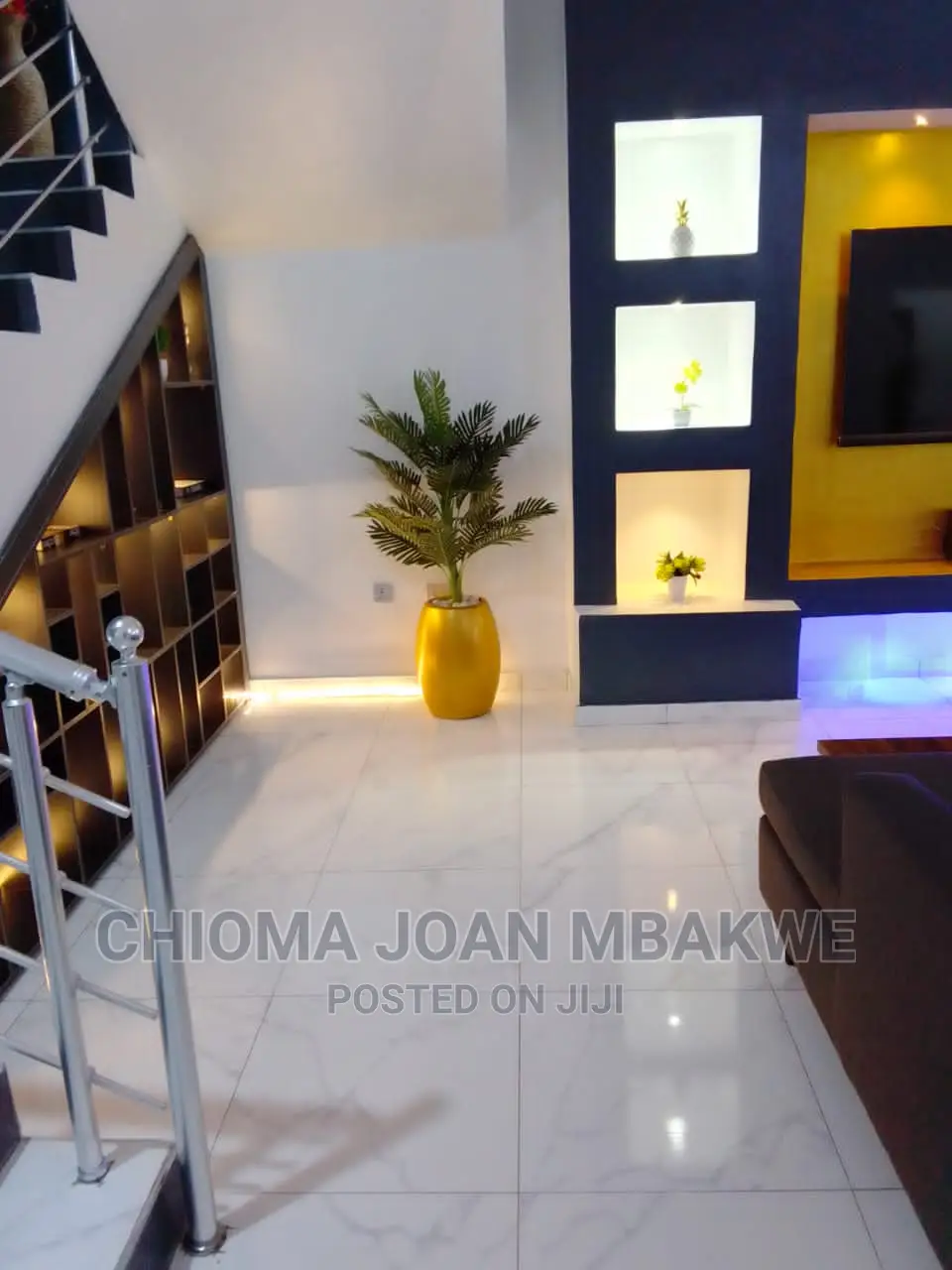 5 Bedroom Duplex With Pool