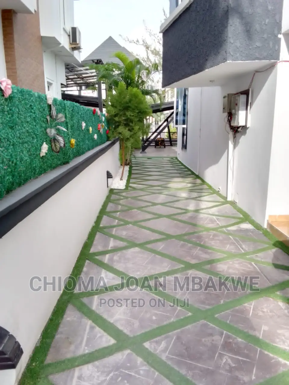 5 Bedroom Duplex With Pool
