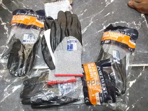 Portwest Anti Cut Glove