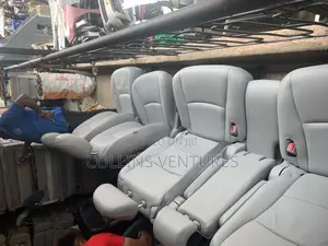 Photo - Completeseat Toyota Highlander 2008-12 Tokubo Leather