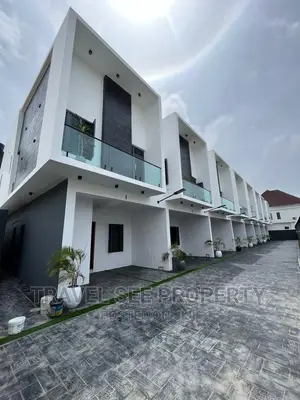 Furnished 4bdrm Duplex in Orchid Roads Private, Chevron for sale