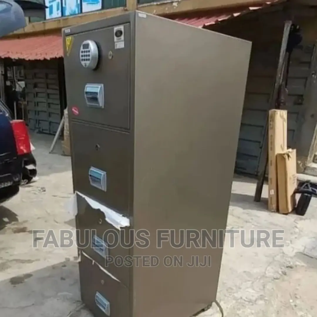 Quality Fireproof Gubabi Safe / File Cabinet