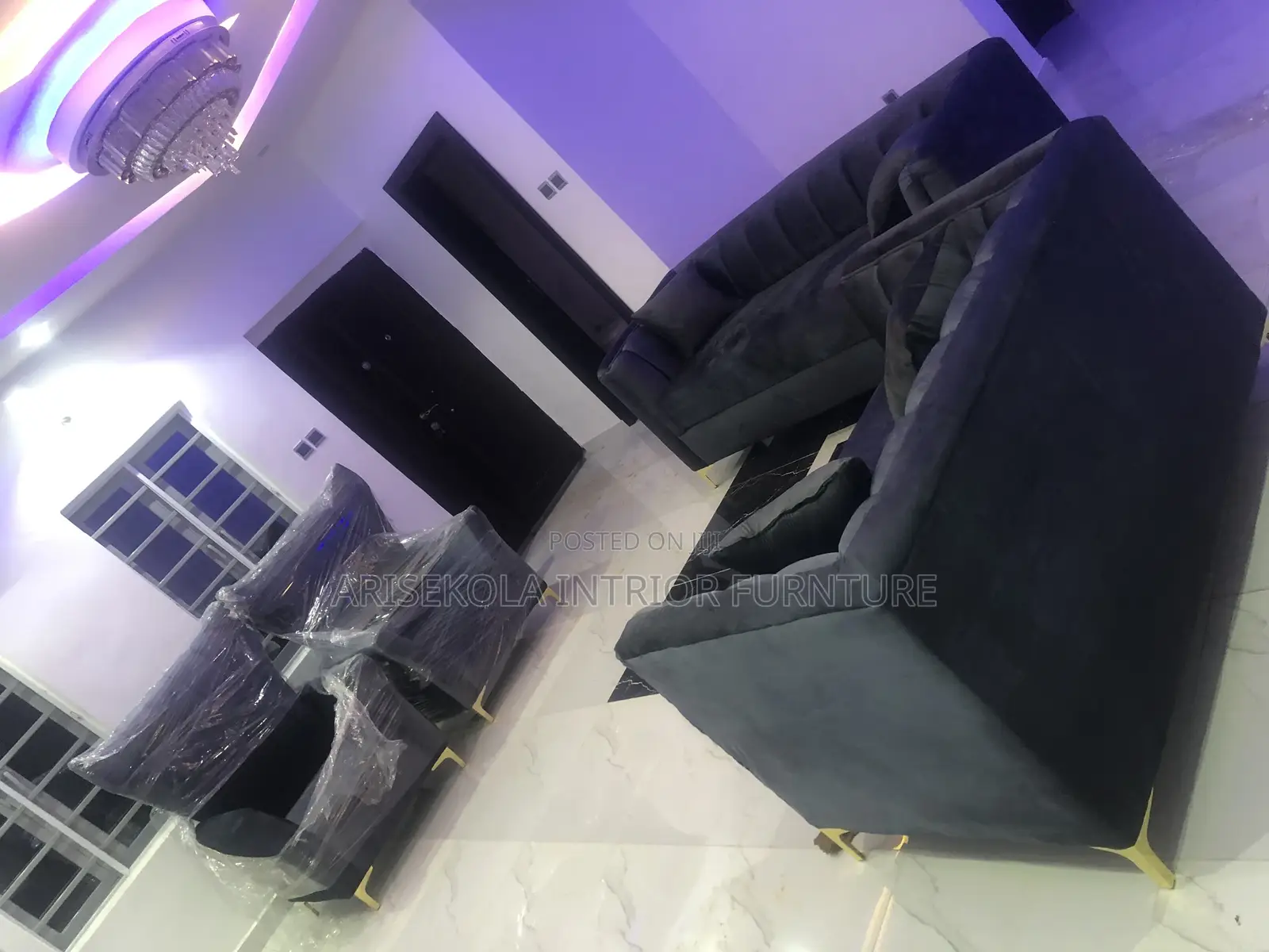 Arise Kola Interior