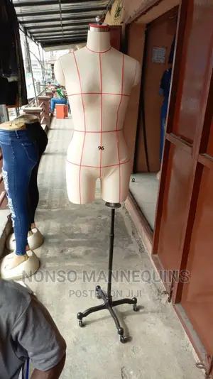 Size 12 Fully Pinnable Body Form(96)
