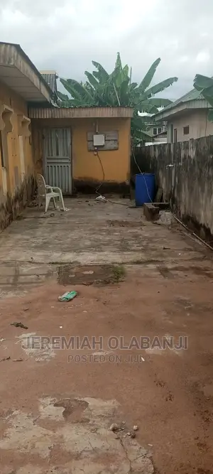 4bdrm House in Ita Oluwo for sale