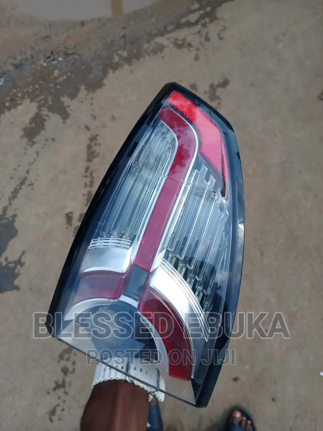 Range Rover Discovery Sport Tail Light