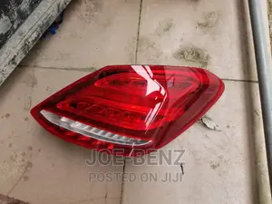 C300 2018 American Right Side Back Light