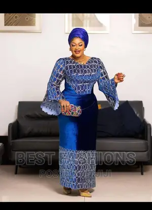 Quality Ladies Velvet 2 Piece Wrapper