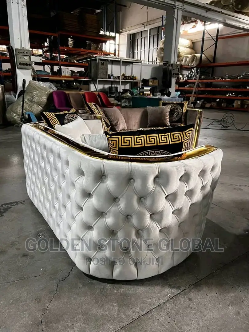 Luxurious 3seater Sofa Chair.