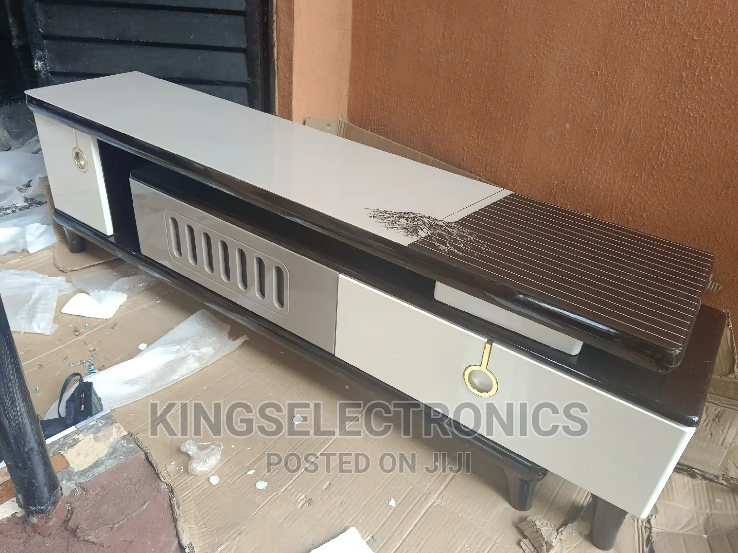 1.5meter Imported Shelves Tv Stand