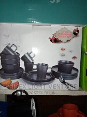 16ps Stoneware Dinner Set