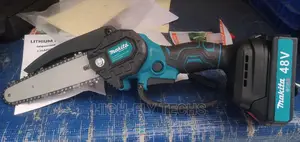 Made in Japan Makita Lithium Electric Charging Chainsaw