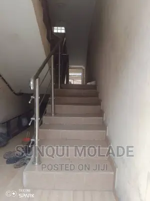 Furnished 2bdrm Apartment in Alagomeji for rent