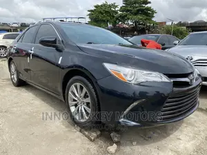 Toyota Camry 2016 Black