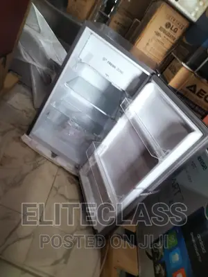 Standard Hisense 121DR 121L Single Door Refrigerator