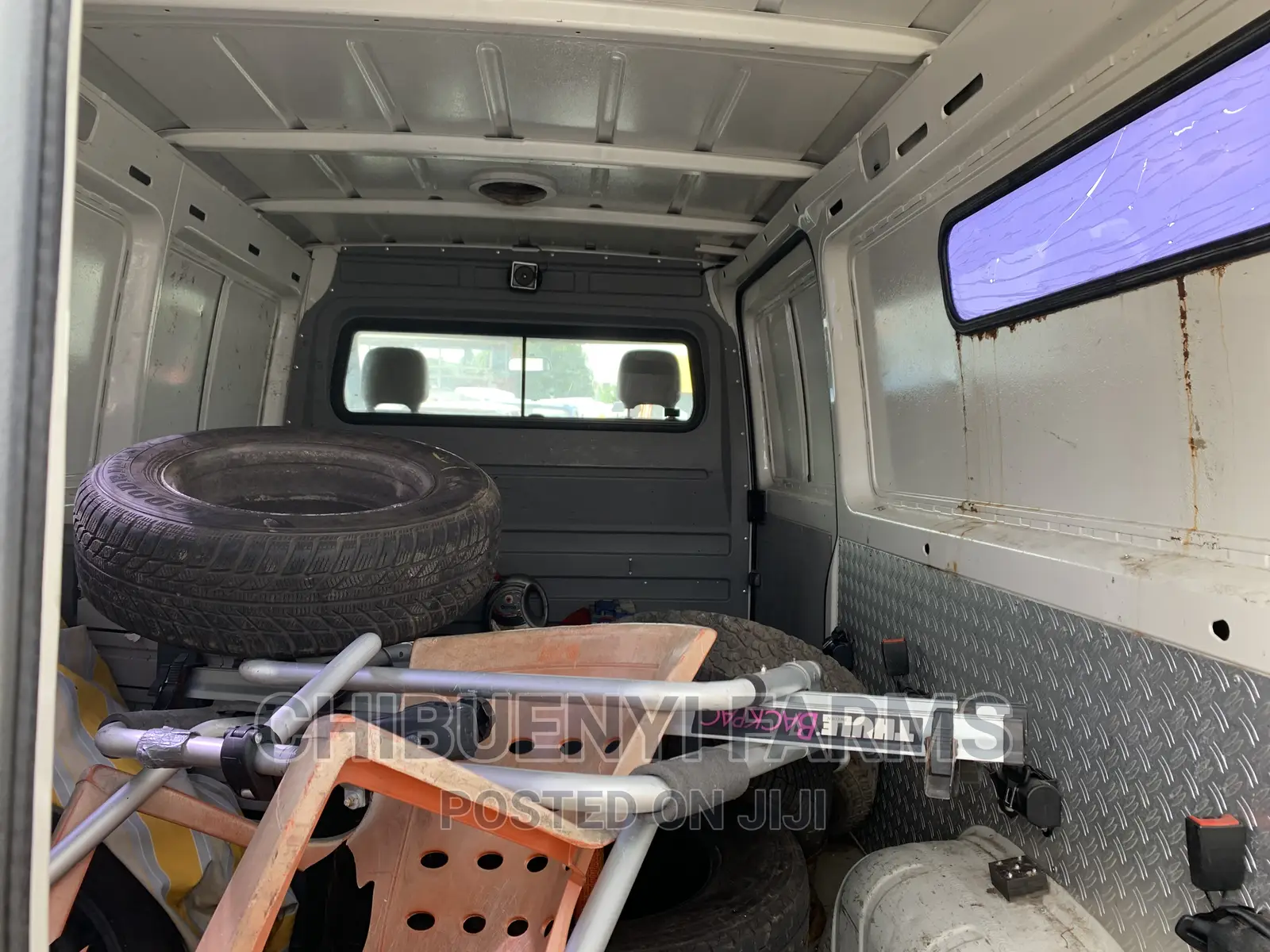 Volkswagen LT 2000 White