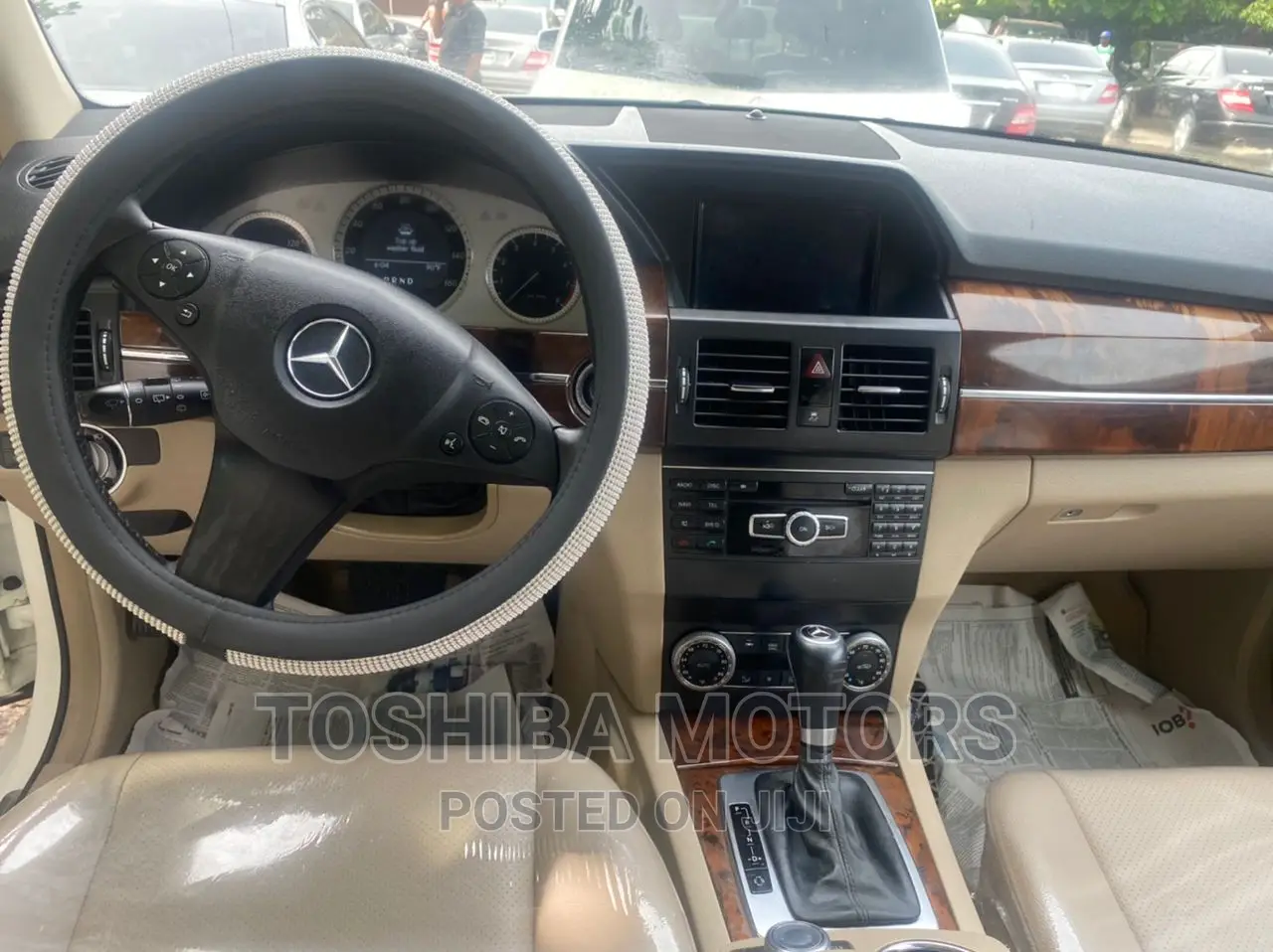 Mercedes-Benz GLK-Class 350 4MATIC 2012 White