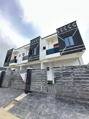 Furnished 4bdrm Duplex in Chevron Orchid Roads for sale