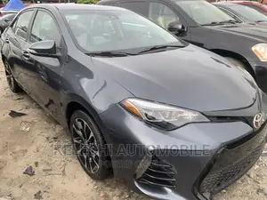 Toyota Corolla 2017 Gray