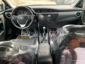 Toyota Corolla 2017 Gray