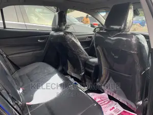 Toyota Corolla 2017 Gray
