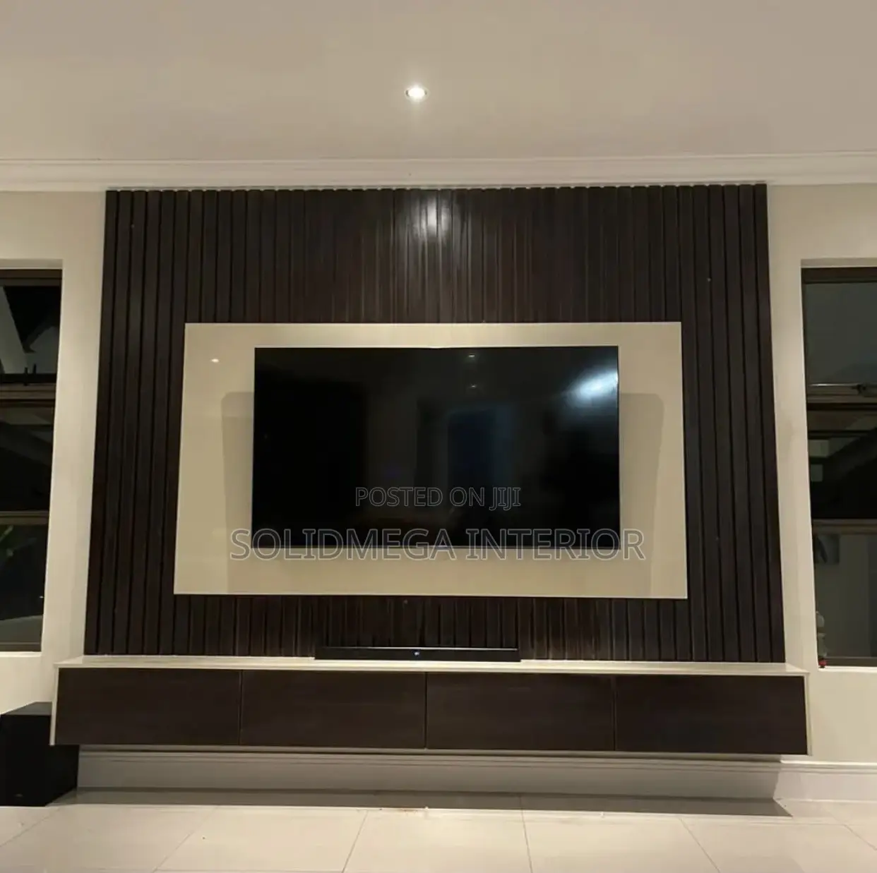 Solid Interior 8ftby9ft Tv Stand