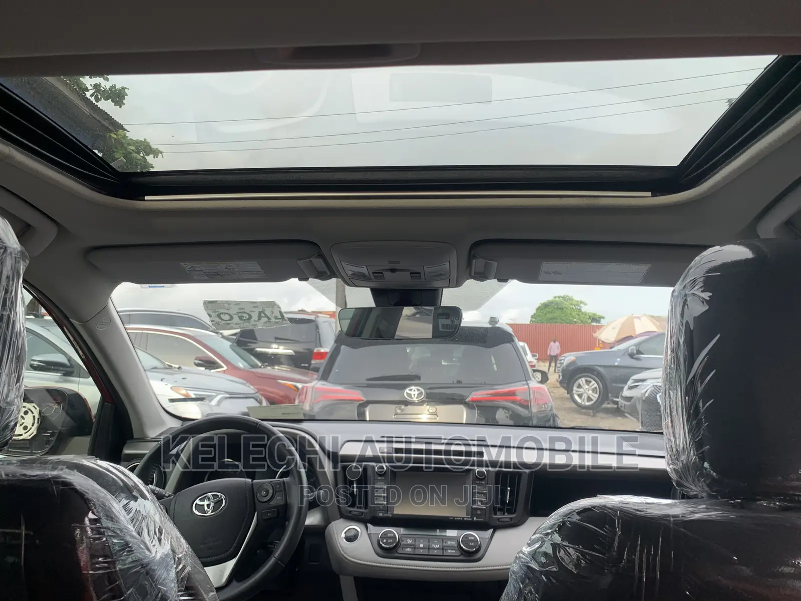 Toyota RAV4 2017 Red