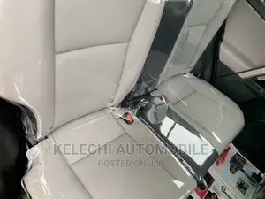 Toyota RAV4 2017 Red