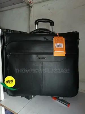 Leavesking Suit Case