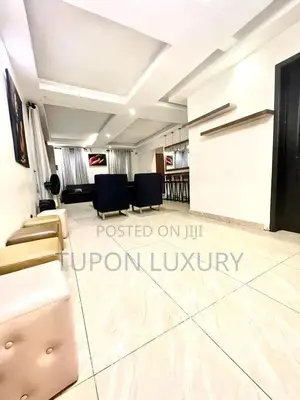 4 Bedroom Duplex With Snooker