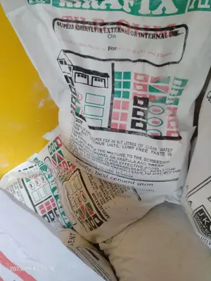 Low Quality Tiles Adhesive