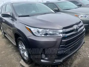 Toyota Highlander 2015 Gray