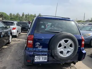 Toyota RAV4 2.0 4x4 Executive 2004 Blue