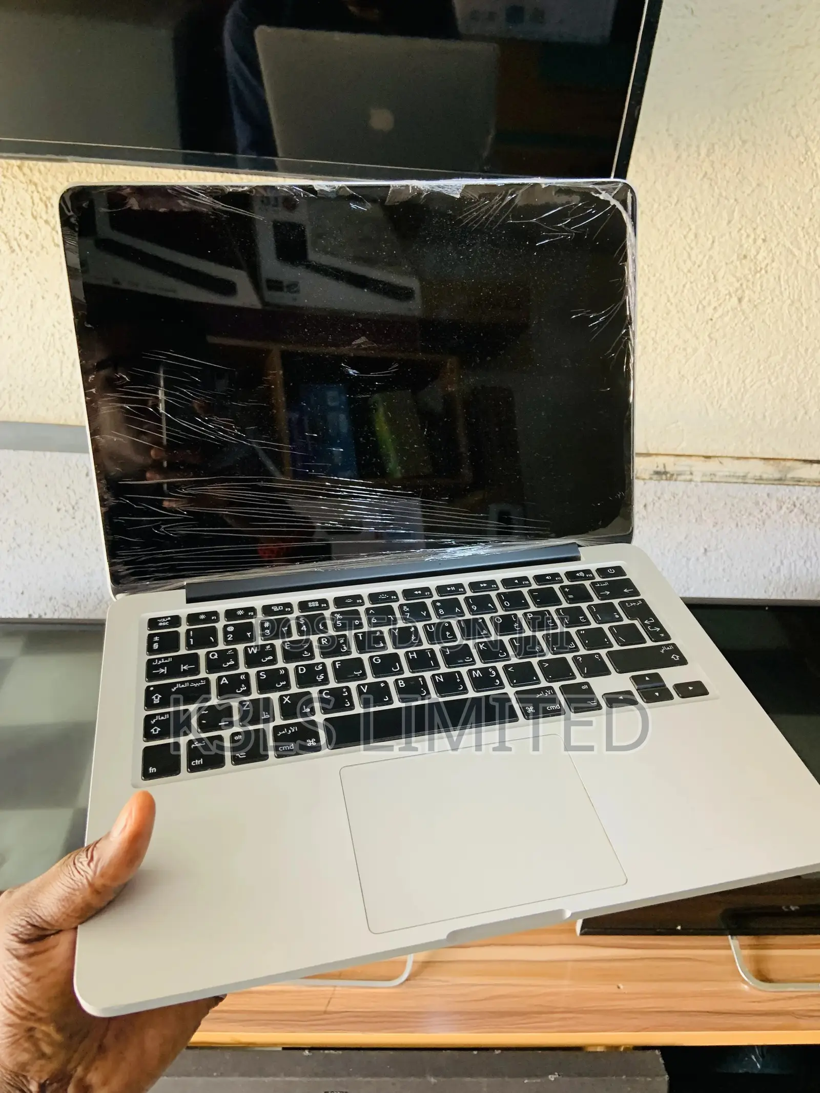 Laptop Apple MacBook Pro 2015 8GB Intel Core I5 SSD 500GB