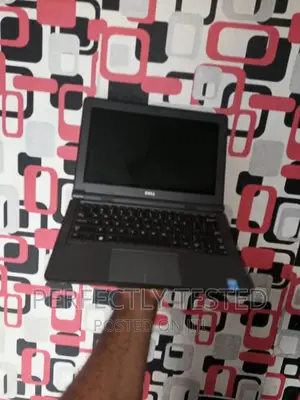 Laptop Dell Latitude 11 3150 4GB Intel Celeron SSD 128GB