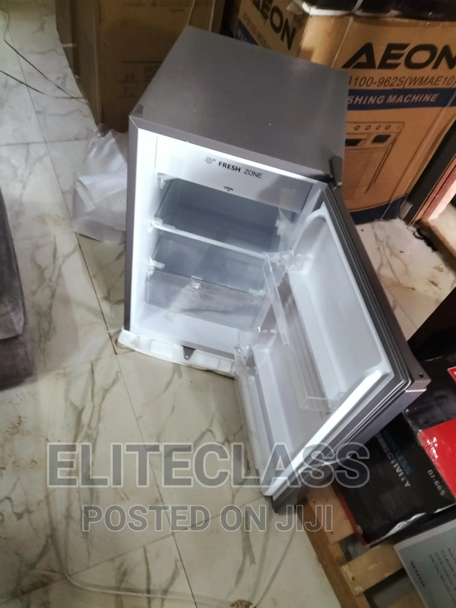 Top World Hisense 121 Litres Refrigerator (REF121DR)