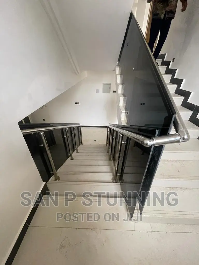 Top Notch Side Rail Glass