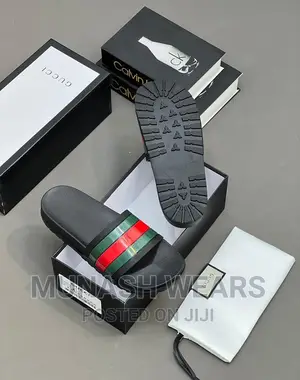 Men Slide COLLECTION’S
