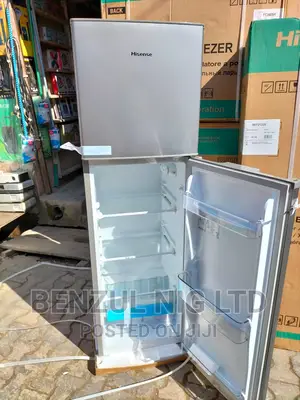 Hisense Double Door Refrigerator, 264l