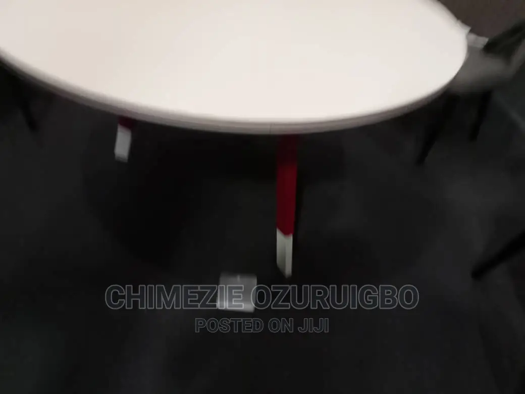 120 Cm White Round Meeting Table