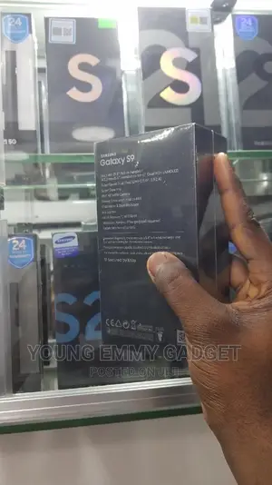 New Samsung Galaxy S9 64 GB Purple