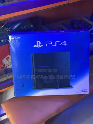 Playstation 4 Console