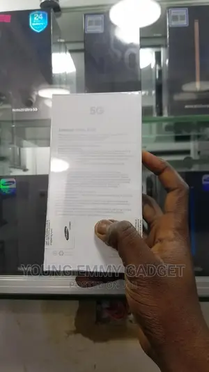 New Samsung Galaxy S10 5G 256 GB Gold
